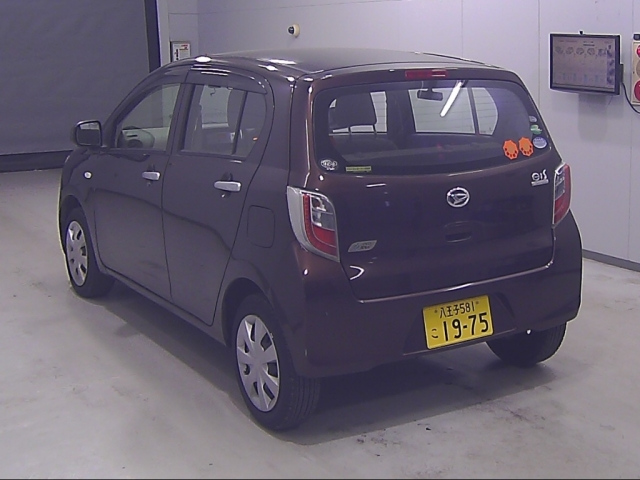 DAIHATSU MIRA E S 2013
