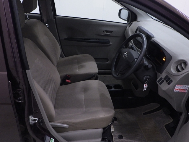 DAIHATSU MIRA E S 2013