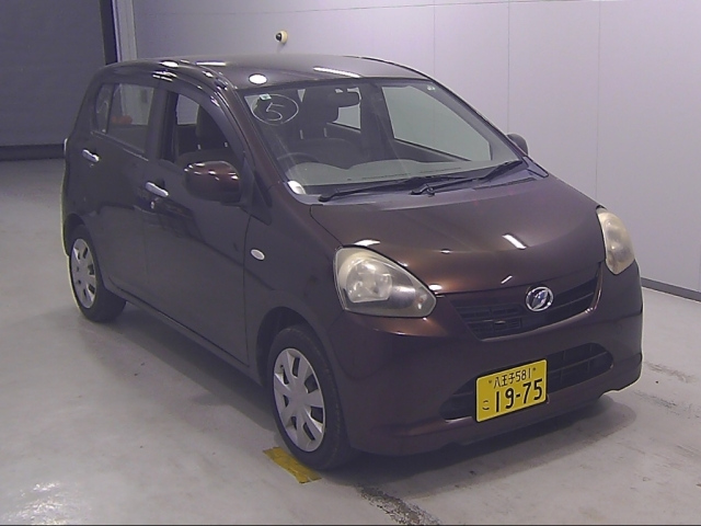 DAIHATSU MIRA E S 2013