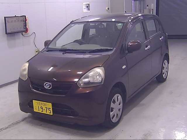 DAIHATSU MIRA E S 2013