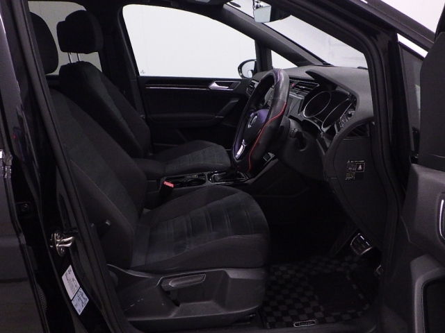VOLKSWAGEN GOLF TOURAN 2018