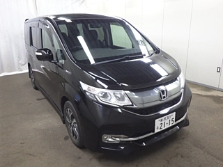 HONDA STEP WAGON 2017