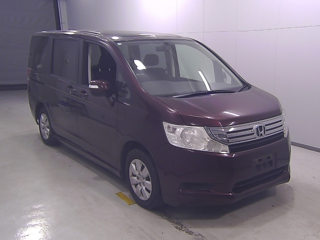HONDA STEP WAGON 2010
