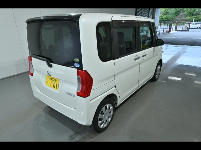 DAIHATSU TANTO 2016