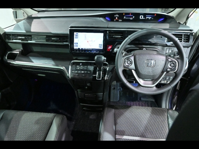 HONDA STEP WAGON 2015