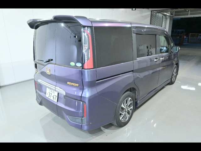 HONDA STEP WAGON 2015