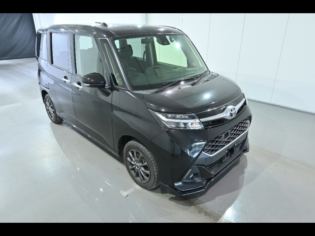 TOYOTA TANK 2018