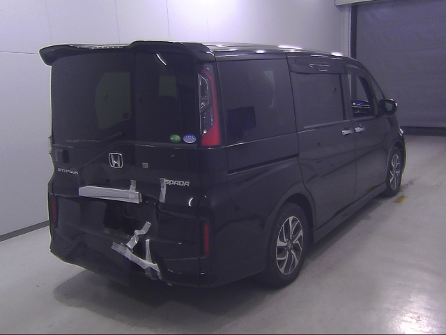 HONDA STEP WAGON 2016