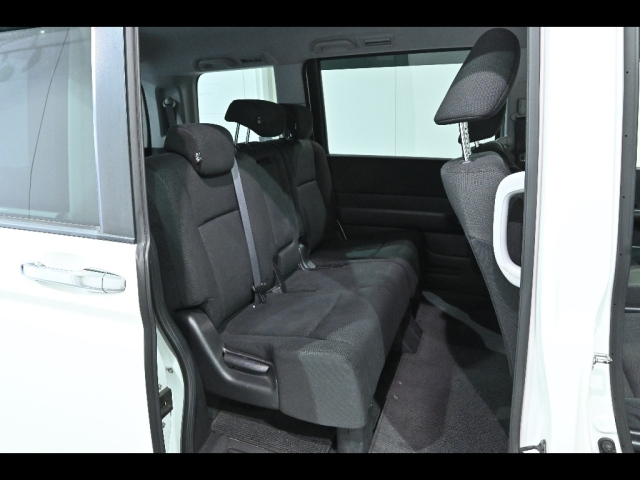 HONDA STEP WAGON 2014