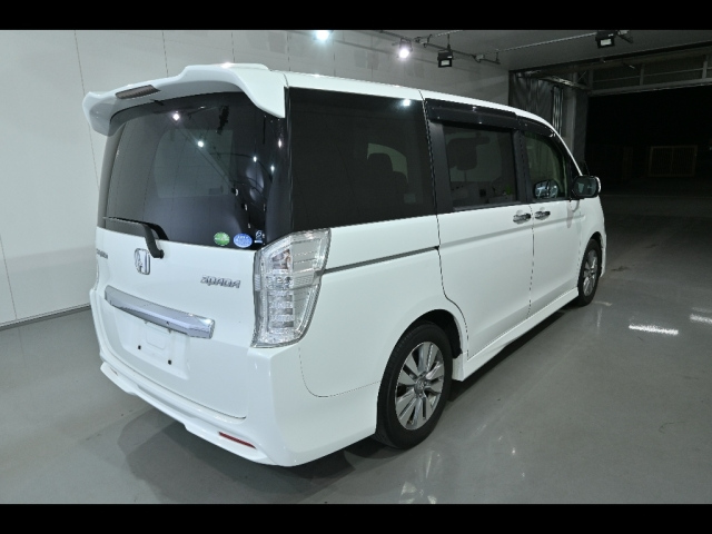 HONDA STEP WAGON 2014