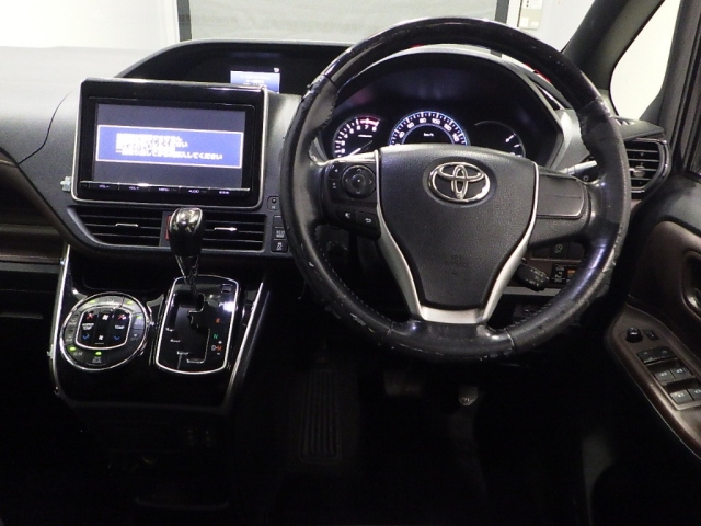 TOYOTA ESQUIRE 2015