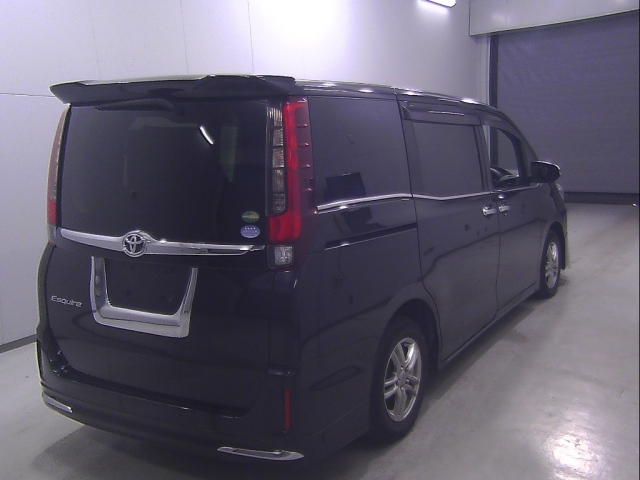 TOYOTA ESQUIRE 2015