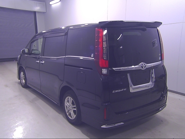 TOYOTA ESQUIRE 2015