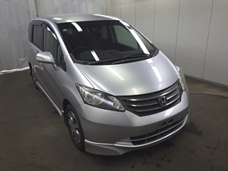 HONDA FREED 2011