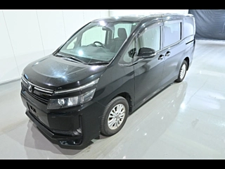 TOYOTA VOXY 2014