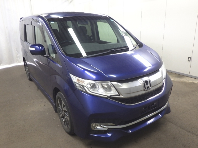 HONDA STEP WAGON 2016