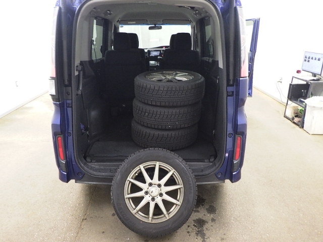 HONDA STEP WAGON 2016
