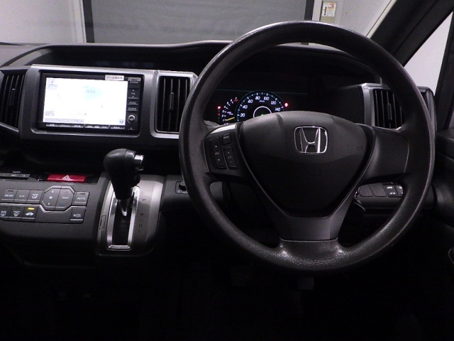 HONDA STEP WAGON 2010