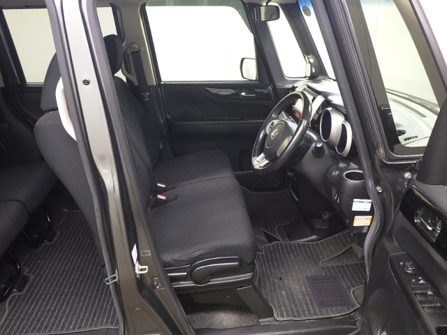 HONDA N BOX 2015