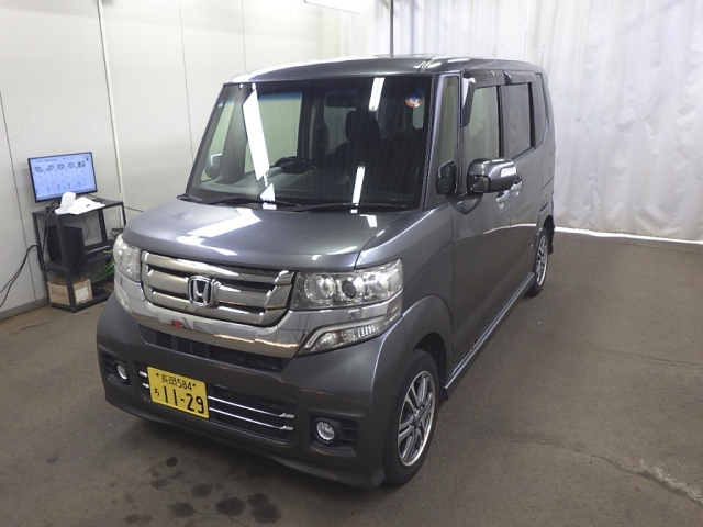 HONDA N BOX 2015