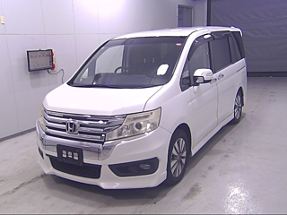 HONDA STEP WAGON 2014