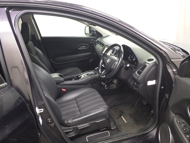 HONDA VEZEL 2016