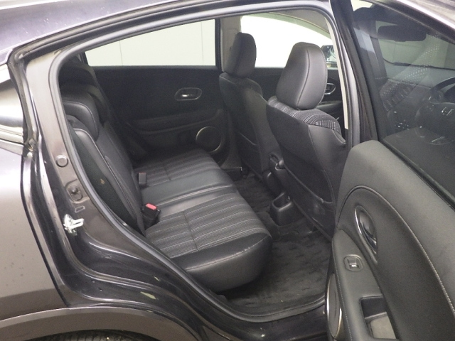 HONDA VEZEL 2016