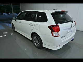 TOYOTA COROLLA FIELDER 2013