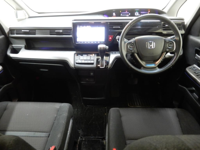 HONDA STEP WAGON 2021