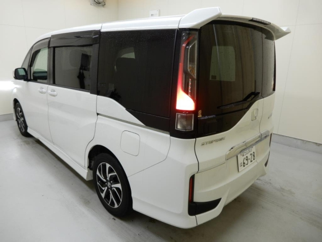 HONDA STEP WAGON 2021