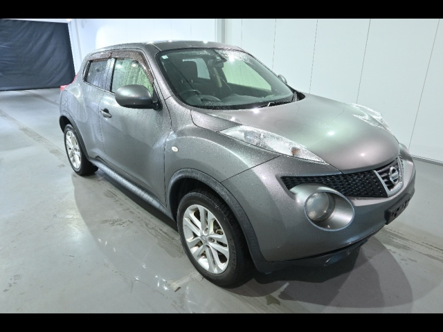 NISSAN JUKE 2012