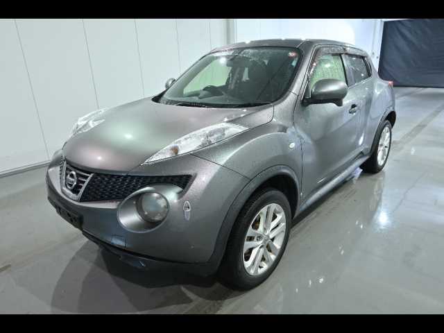 NISSAN JUKE 2012