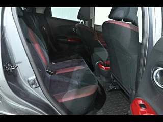 NISSAN JUKE 2012