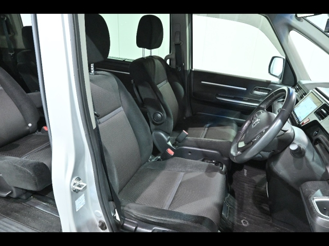 HONDA STEP WAGON 2019