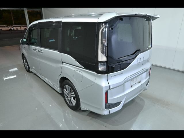 HONDA STEP WAGON 2019