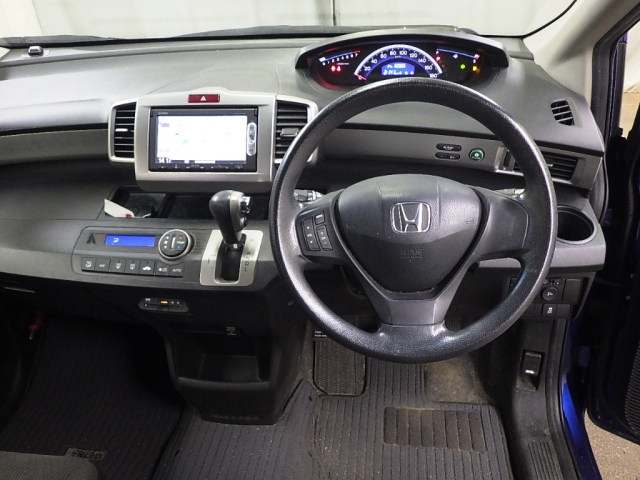 HONDA FREED 2014