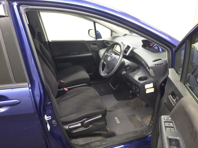 HONDA FREED 2014