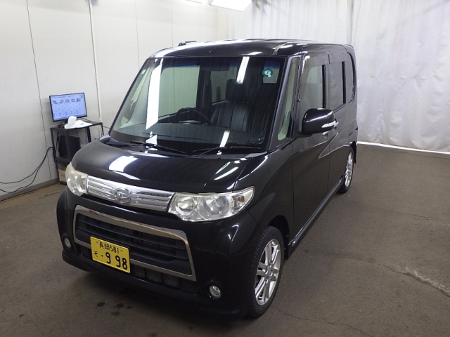 DAIHATSU TANTO 2013