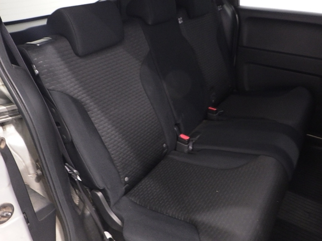 HONDA FREED 2012