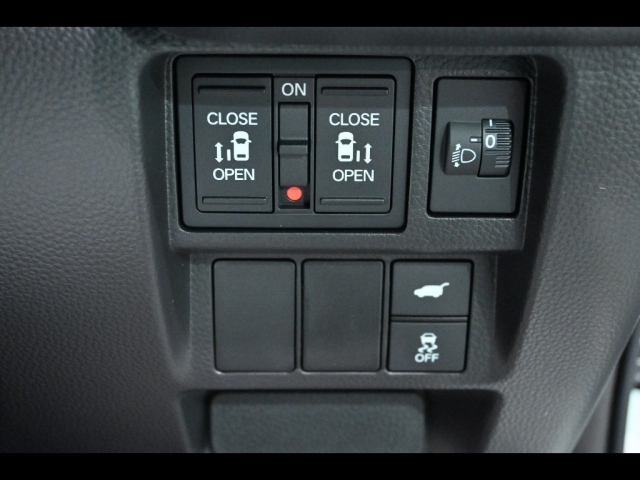 HONDA STEP WAGON 2025