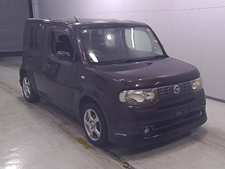 NISSAN CUBE 2010