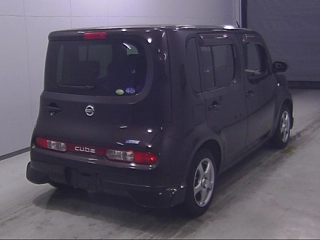 NISSAN CUBE 2010
