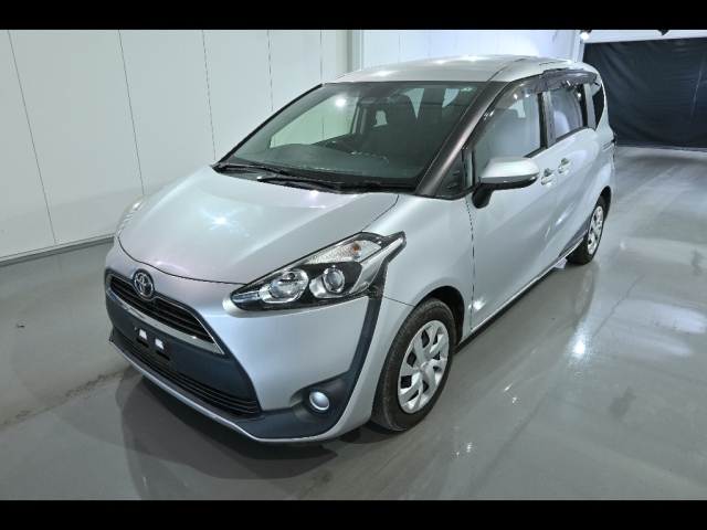 TOYOTA SIENTA 2016