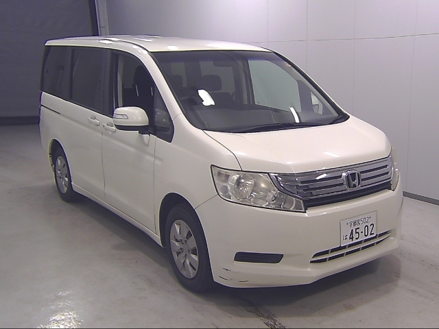 HONDA STEP WAGON 2010