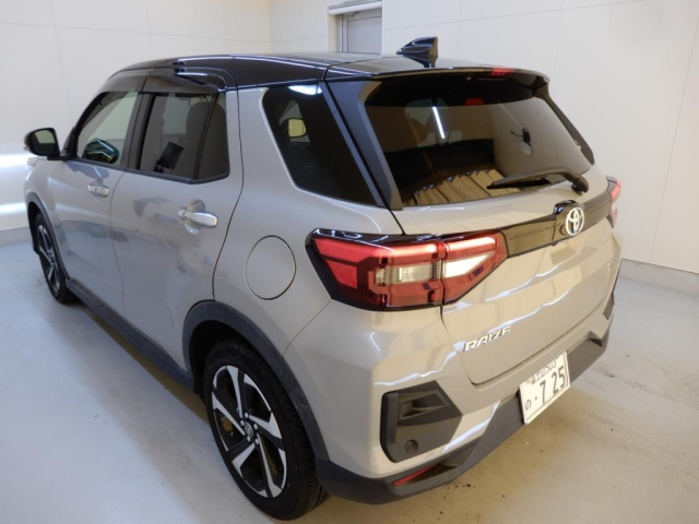 TOYOTA RAIZE 2023