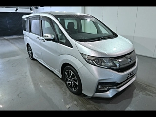 HONDA STEP WAGON 2016
