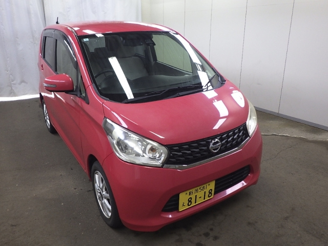 NISSAN DAYZ 2015
