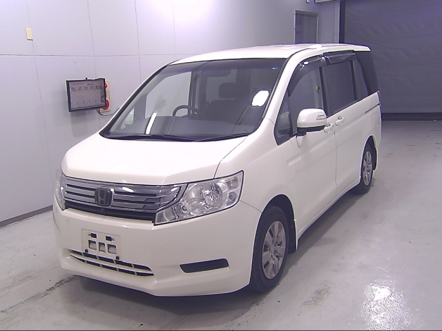 HONDA STEP WAGON 2010