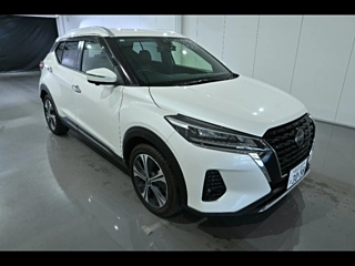 NISSAN KIX 2021