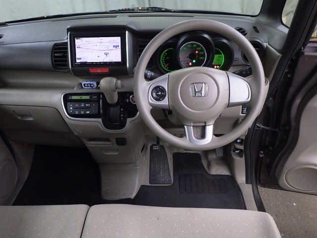 HONDA N BOX 2012